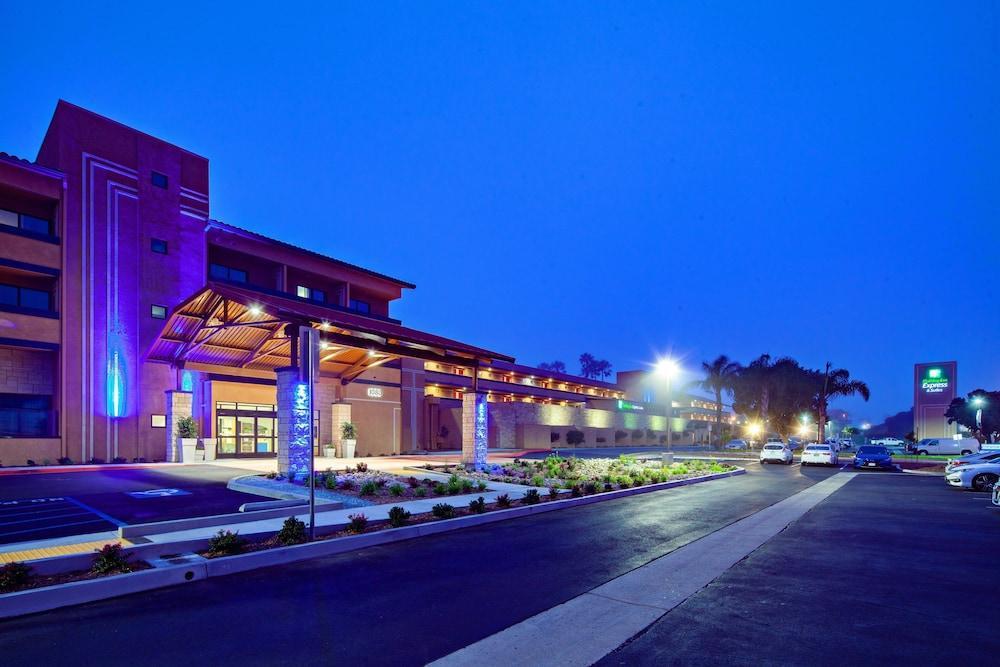 Holiday Inn Express Hotel & Suites Ventura Harbor By Ihg Экстерьер фото