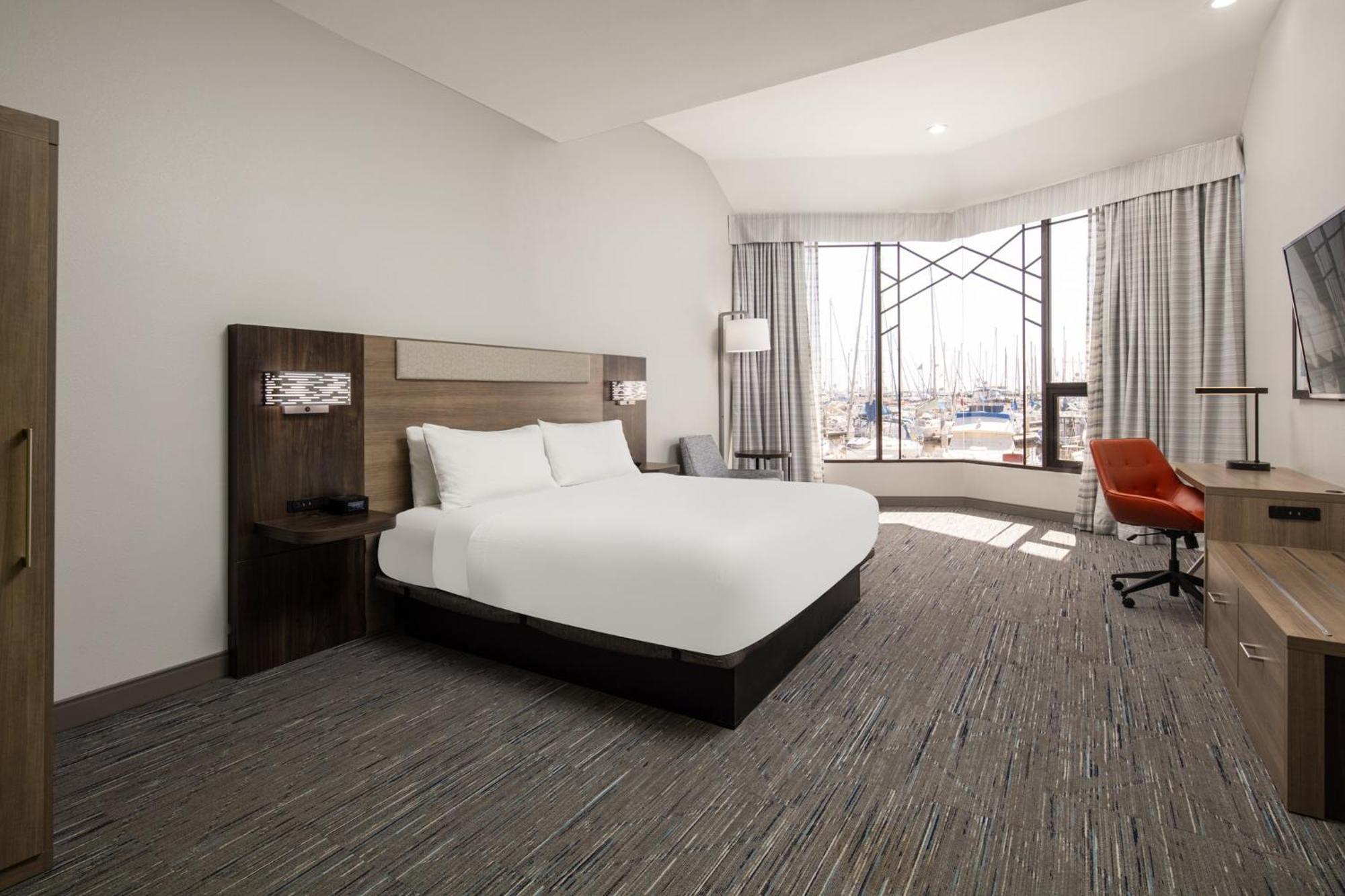 Holiday Inn Express Hotel & Suites Ventura Harbor By Ihg Экстерьер фото